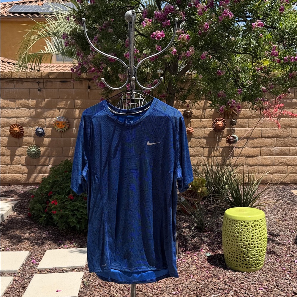Nike Running | Men's Dri-FIT Miler Optical Running Shirt